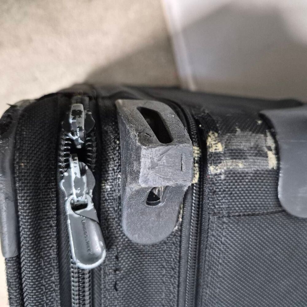 Briggs & Riley Baseline luggage - Picture 8 of 14